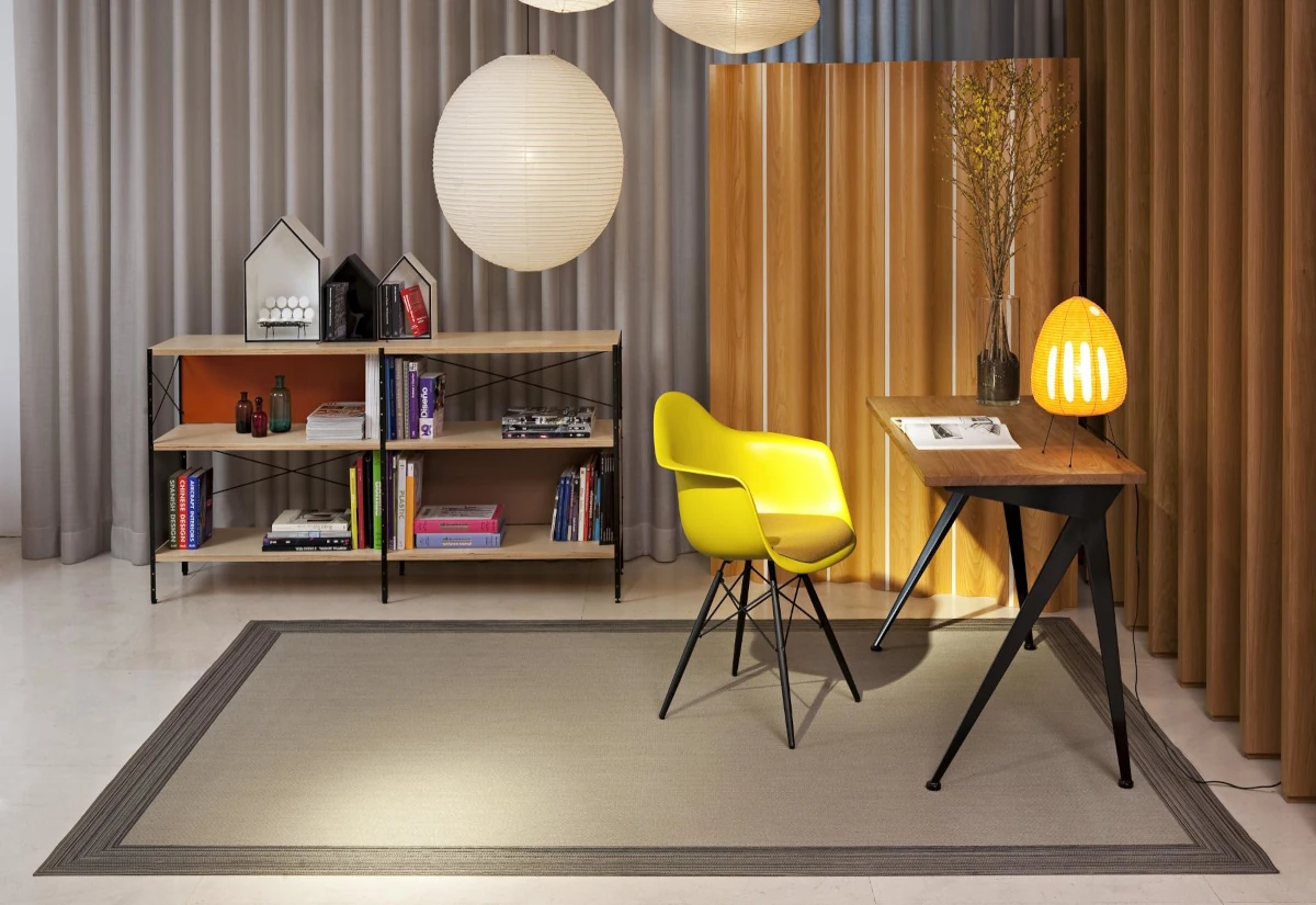 Custom-made bedroom rug Custom-made bedroom rug with a soft texture and elegant finish