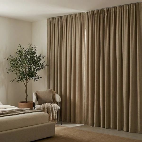 Tejido denso para cortinas acústicas a medida